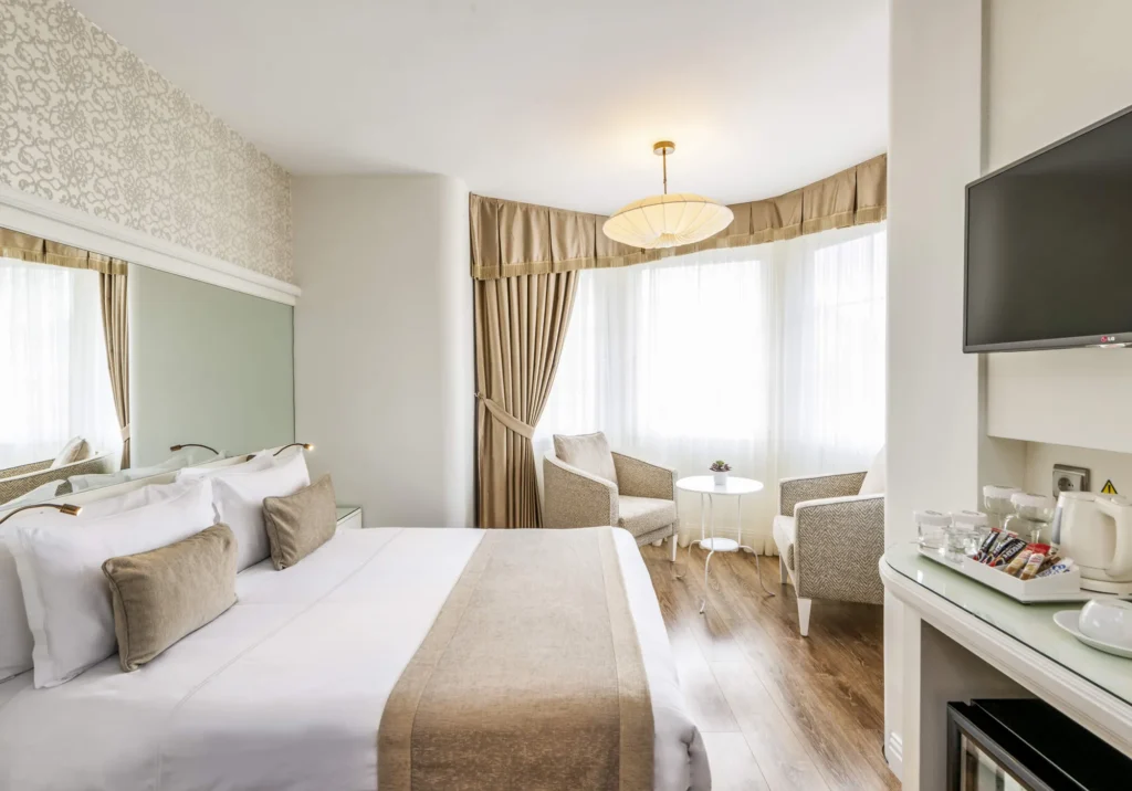 Deluxe Rooms