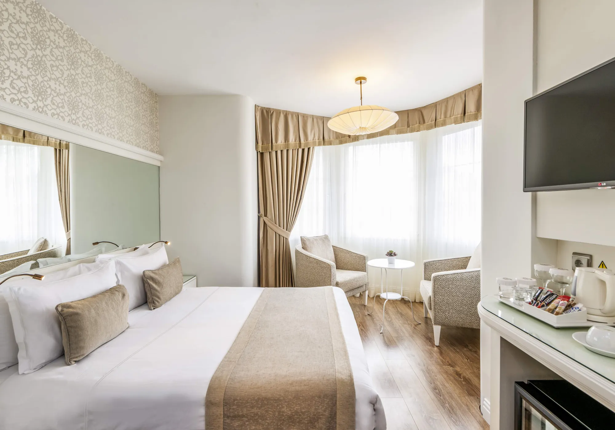 Deluxe Rooms
