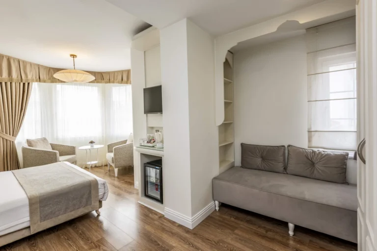 Deluxe Rooms
