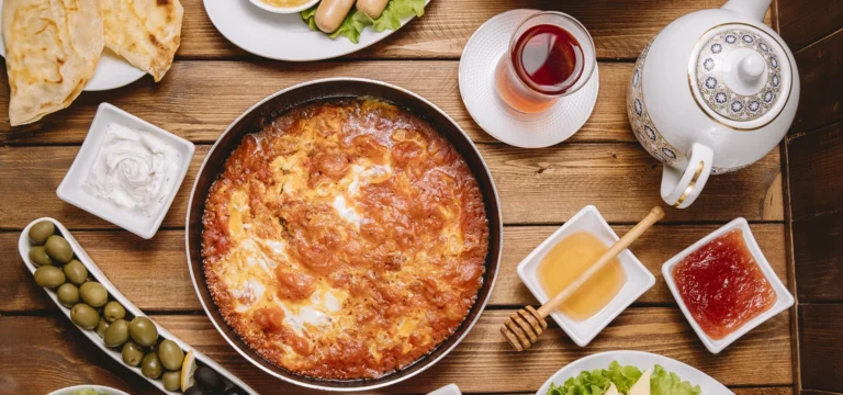 A Food Lover’s Guide to Istanbul: What to Eat and Where to Find  It